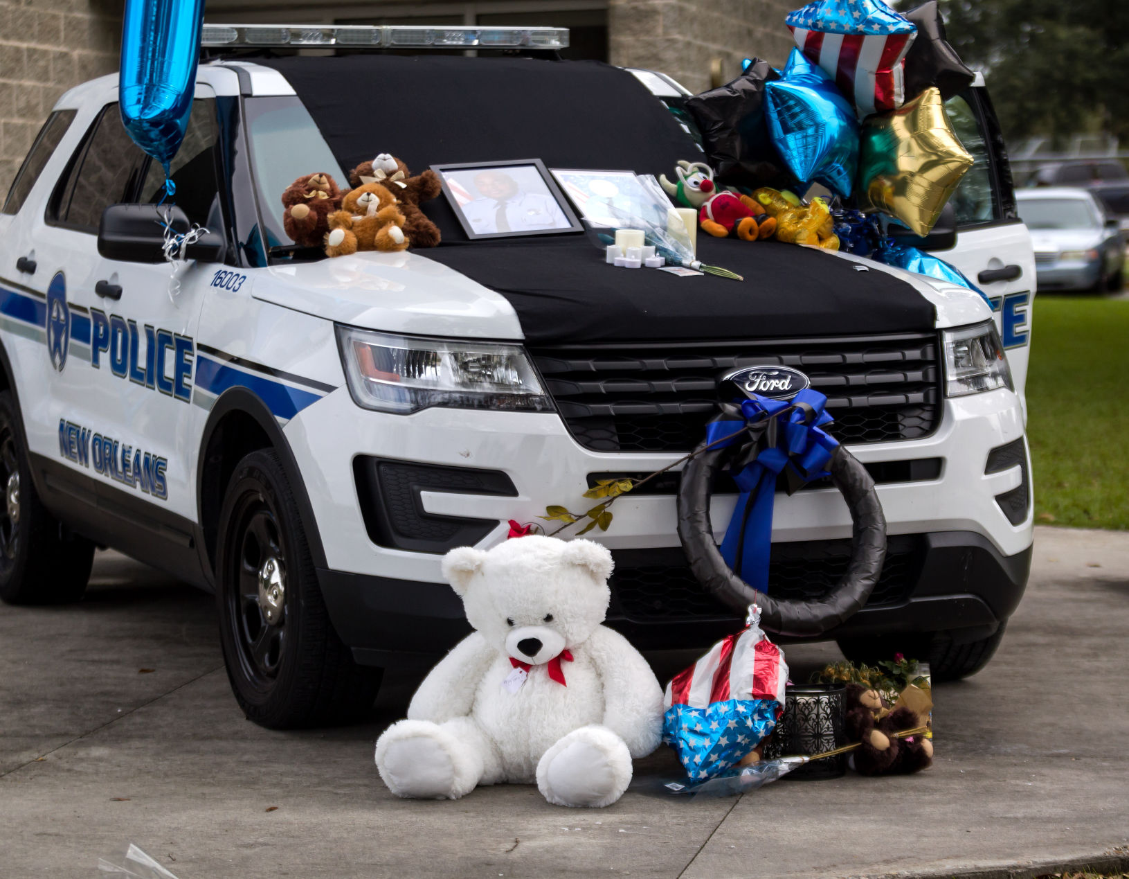 NO.mcneilfuneral005.102217.jpg